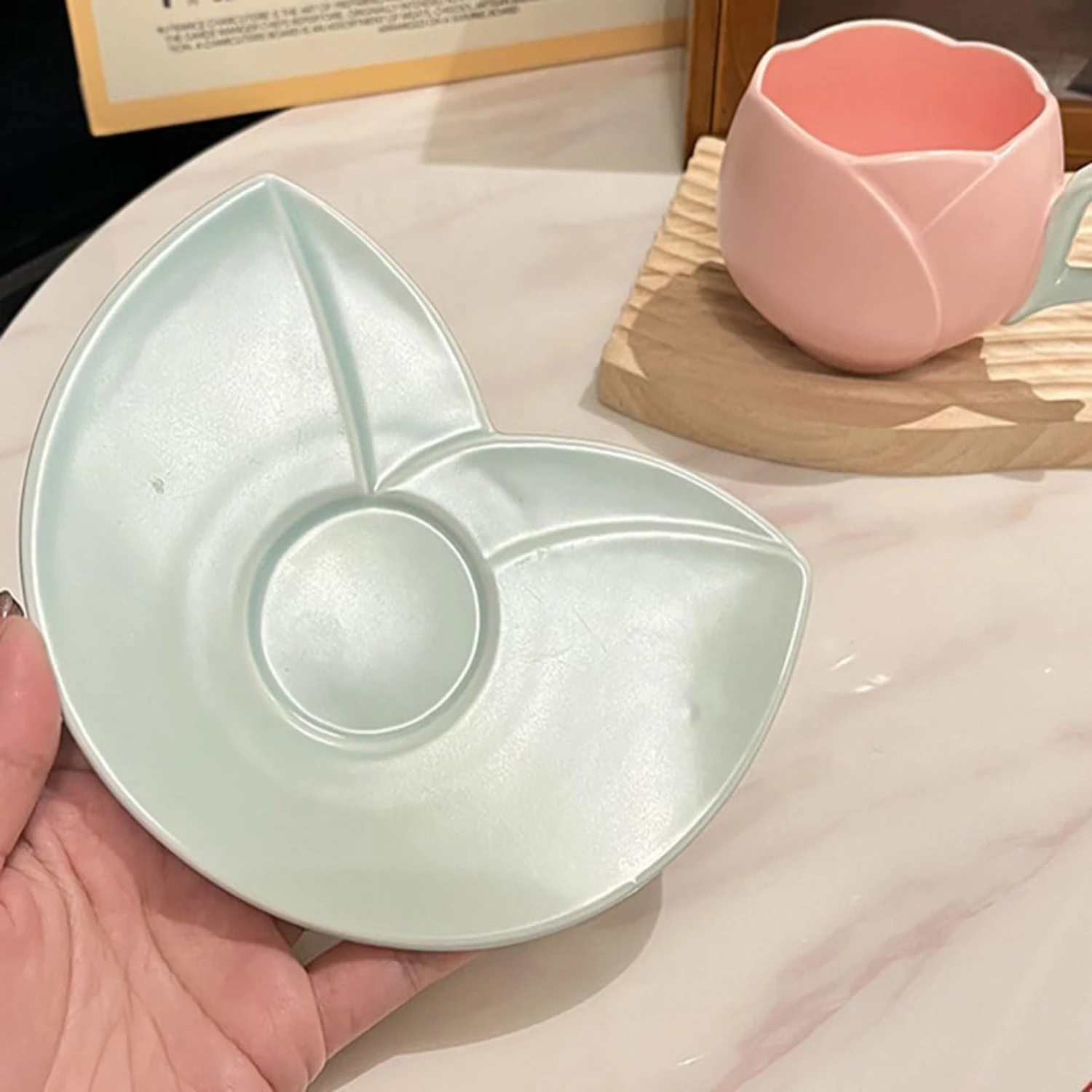 Красивые и элегантные керамические кофейные кружки ручной работы с подставкой -