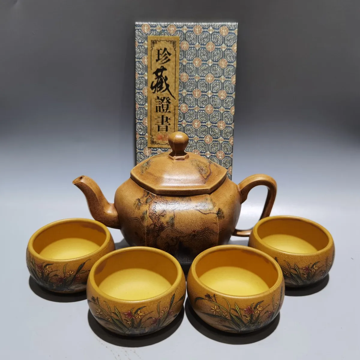 

Набор китайских глиняных чайников Yixing Zisha, шестигранный чайник, 380 мл