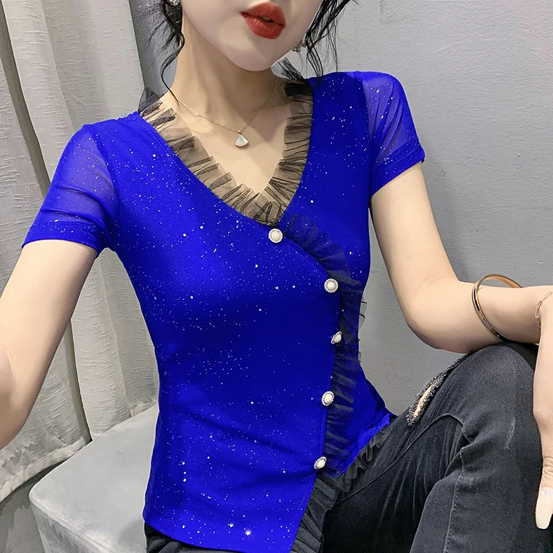 Женская футболка с коротким рукавом V-образным вырезом |