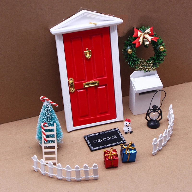 

12Pcs/set 1:12 Dollhouse Miniature Christmas Tree Wreath Door Presents Lamp Set DIY Doll Houses Christmas Decoration Accessories