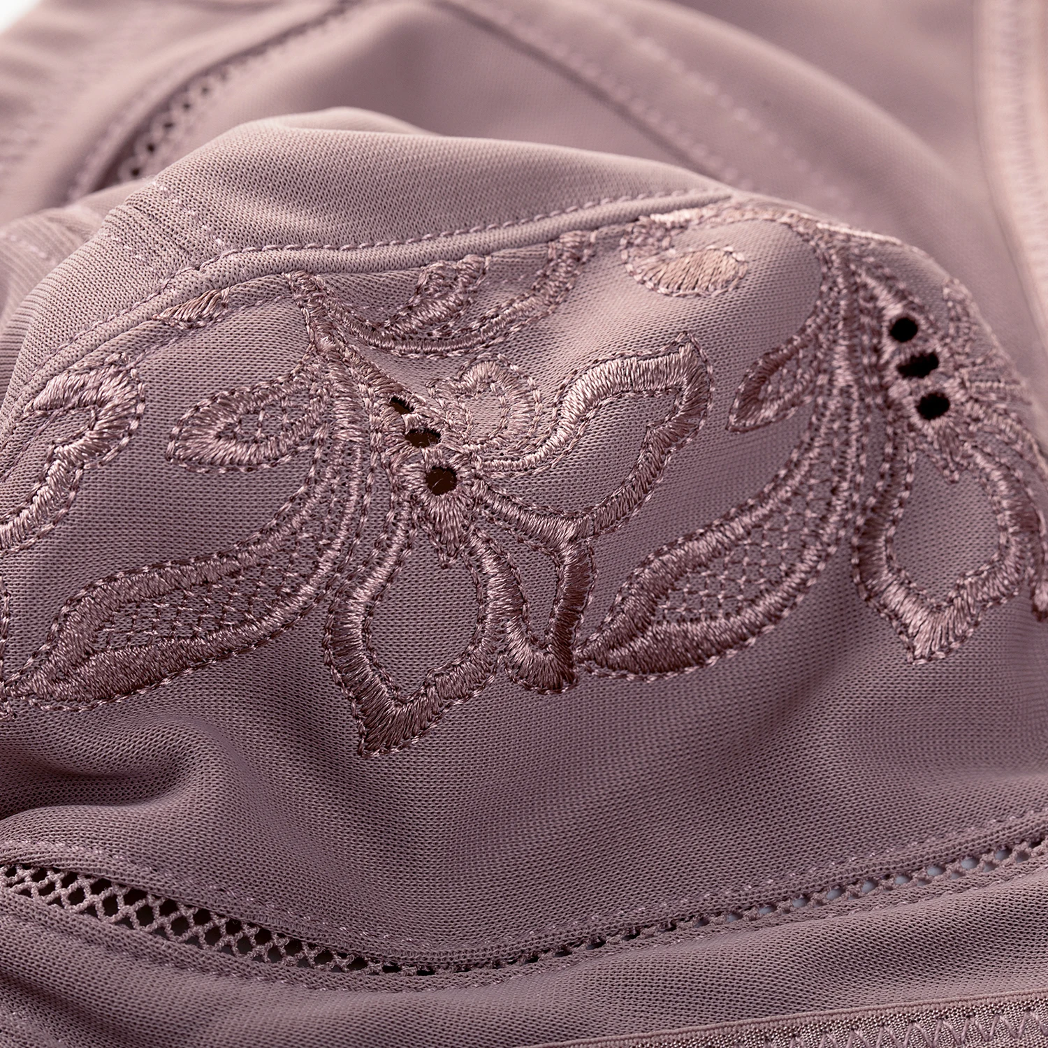 Women's Plus Size Embroidered Floral Cotton Bra Lace Non-Padded Full Coverage Wire Free Black Beige White