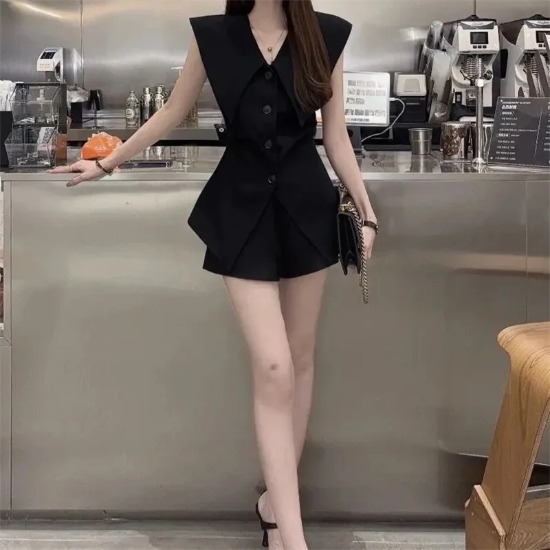 Французский Pure Wind Royal Elder Sister Модный комплект жилета для женщин 2025 Новая летняя