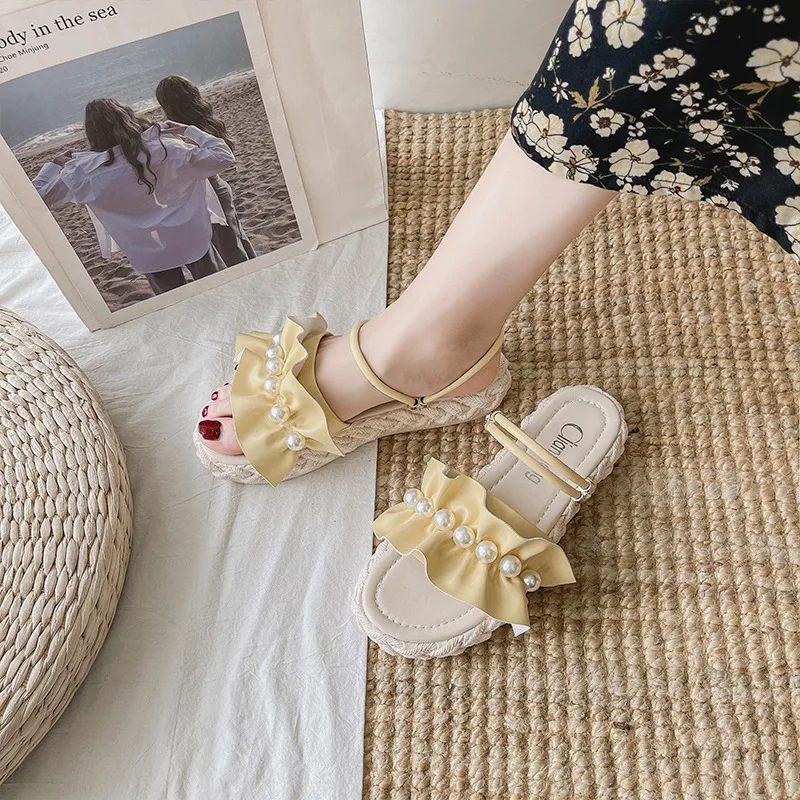 

2022 Sandals Black Shoes for Women Clogs With Heel All-Match Med New Beige Thick Flat Fashion Girls Clear Pearl Comfort Medium W