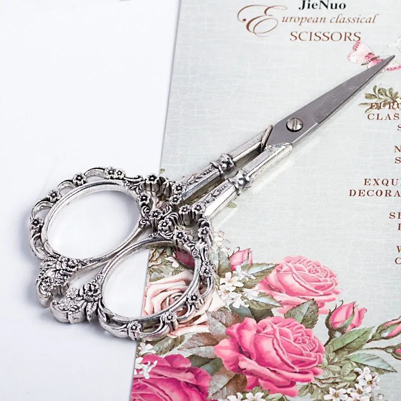 

Vintage Plum Blossom Scissors Retro European Manicure Stainless Steel Scissor 7.8*15cm Long Head Sewing Trimmer Metal Scissor #T