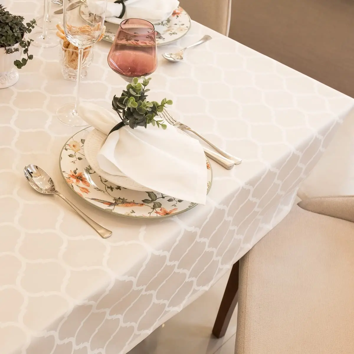 

8 Seats Waterproof Tablecloth 2.10x2.10m Square Jacquard (Morocco Beige)