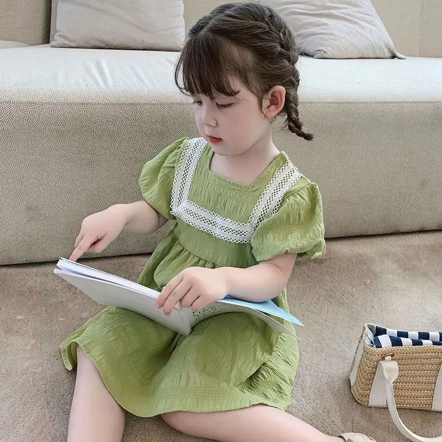 

2023 Summer New Embroidery Sweet Girl Dress Fashion Flower Puff Sleeves Princess Dresses Children Cute Peter Pan Collar Dresses