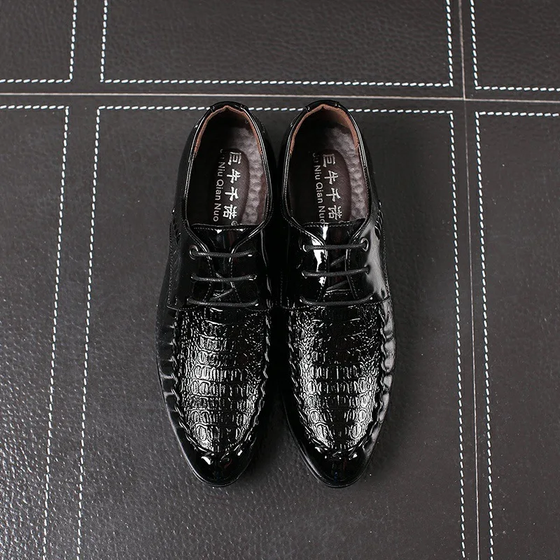 

Italian Patent Leather Shoes for Men 2022 Formal Slip on Shoes Men Loafers Men Shoes Leather Luxury Designer Shoes