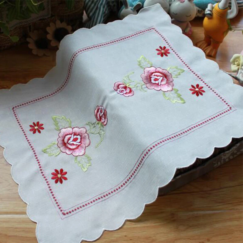 

Luxury Lace Embroidery Placemat Table Place Mat Coth Tea Coffee Doily Cup Glass Drink Coaster Mug Christmas Dining Pad Kitchen