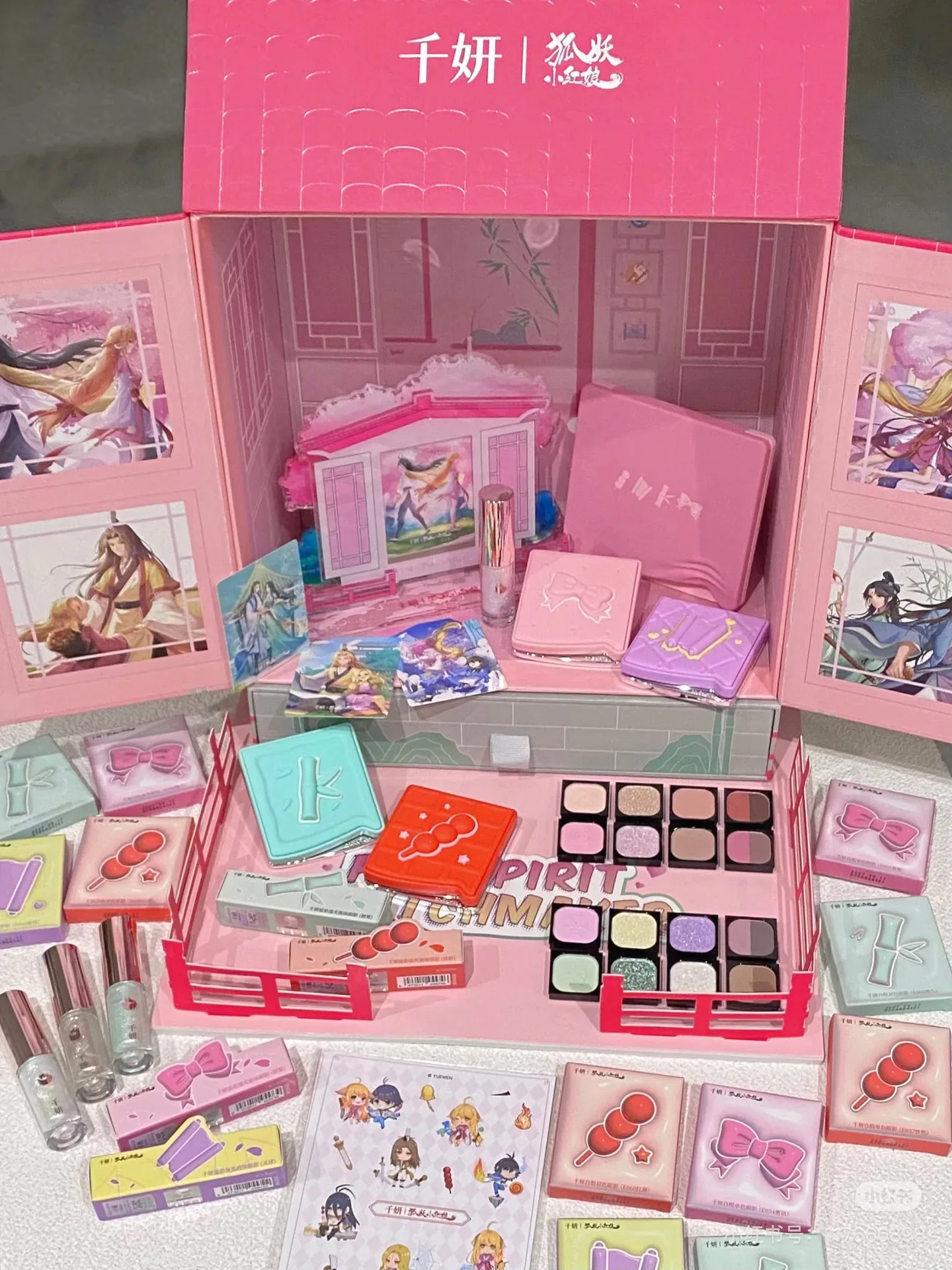 Qianyan матовые блестящие тени для век 4 цветов румяна одна пластина жидкие