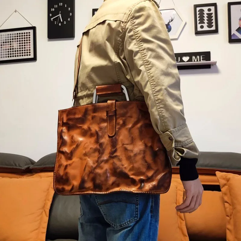 

AETOO Vegetable tanned leather men's briefcase Leather shoulder crossbody bag Vintage head layer cowhide Tote Simple A4 file ba