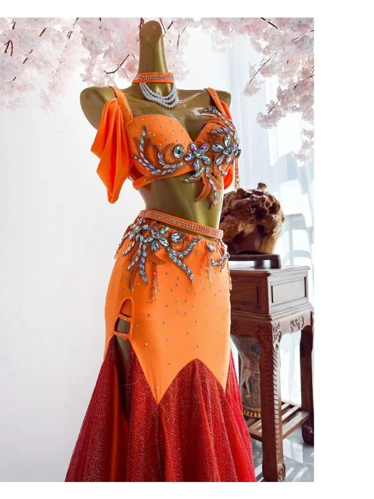 Индивидуальный высококачественный сексуальный костюм ручной работы с