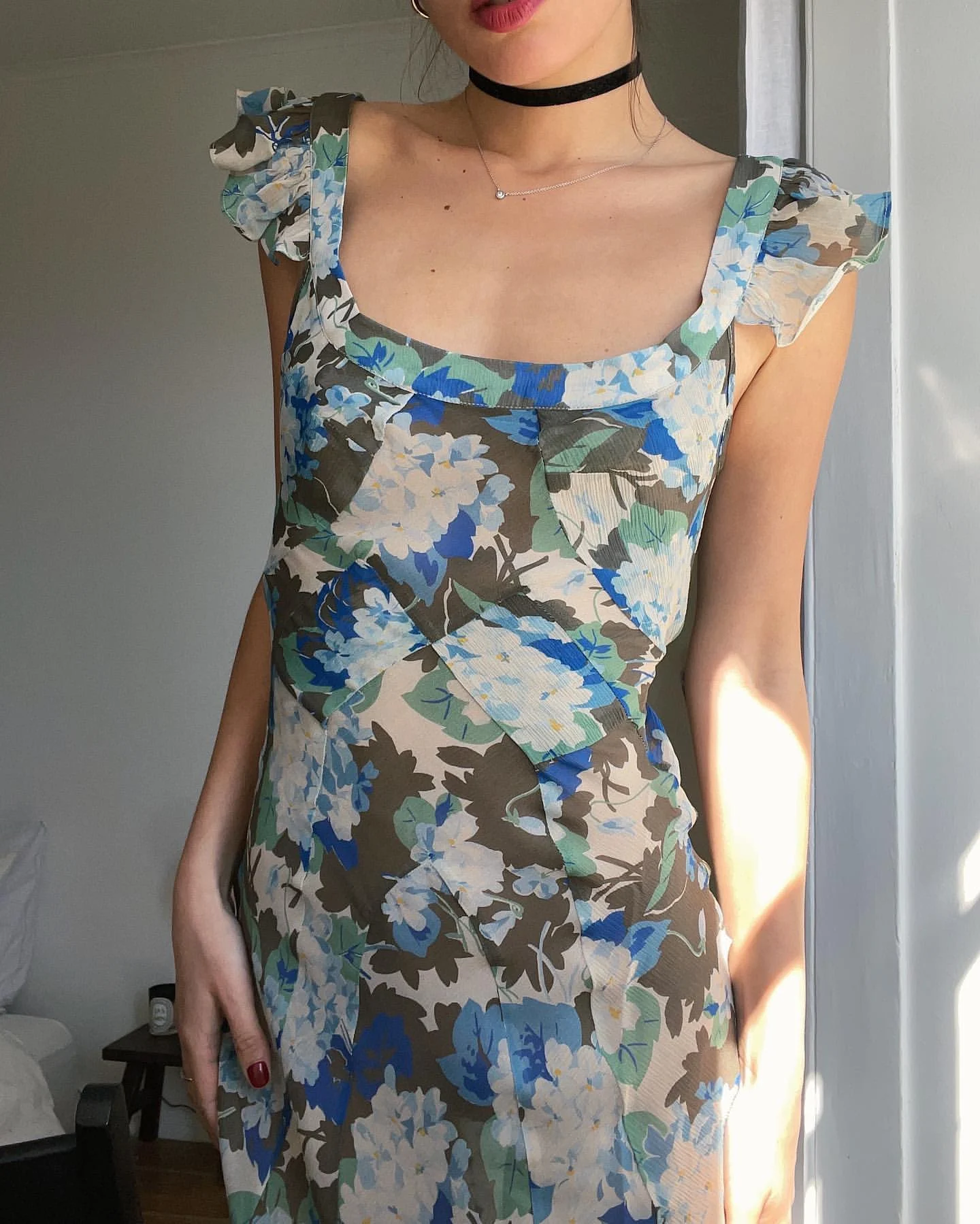 

Women's Lace Up Backless Floral Printed Sleeveless Square Collar Beach Style Silk Midi Dress