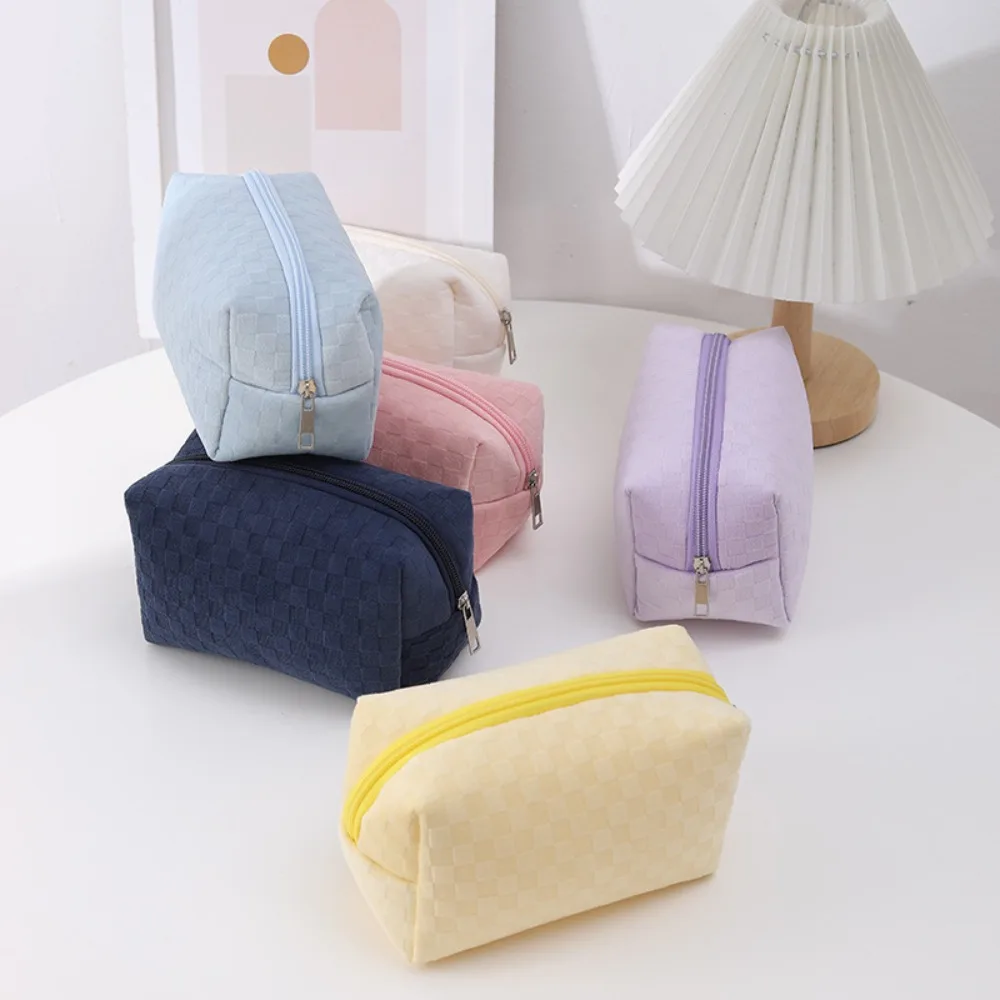 

High Face Value Checkerboard Pencil Case Large Capacity Solid Color Solid Color Pencil Case Simple Style Macaron Color Scheme