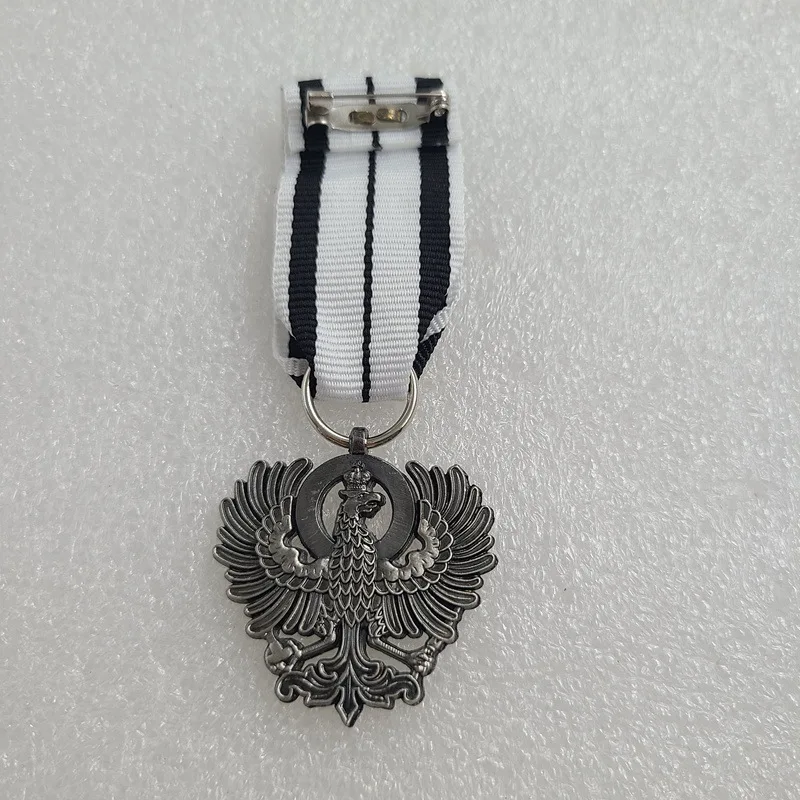 

Advanced Replica Prussian Royal Medal Crown Bird Double Sided Brooch Medal Souvenir Collection Honour Home Decoration