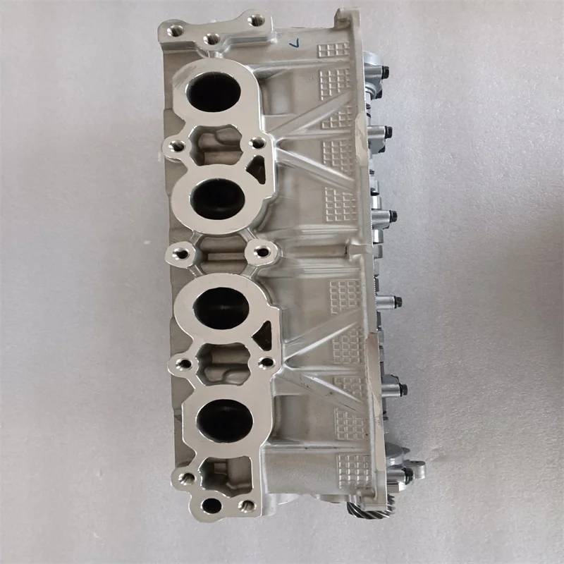Фото В комплекте головка цилиндра для двигателя suzuki g16a g16b 11110-57802 №5