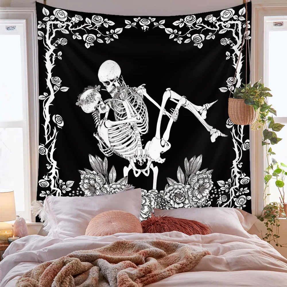 

Skull Tapestry Wall Hanging Black and White Decoration Poster Skull Kissing Lovers Skeleton Goth Tarot Ouija Bedroom Decor Tapiz