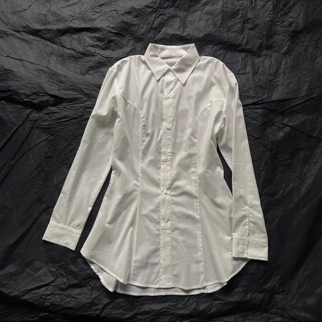 Элегантная белая рубашка с приталенной талией топ нишевого дизайна элитная