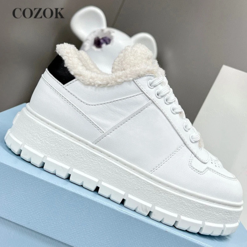 

Custom Made Fur In One Splicing Thick Sole Women's Casual Shoes Autumn And Winter Simple Comfortable Lace-Up Sports Shoes