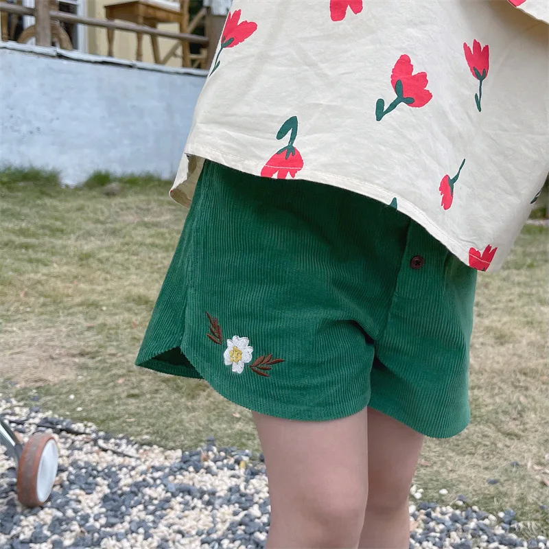 

Spring Summer girls flower embroidery corduroy shorts casual solid color children shorts