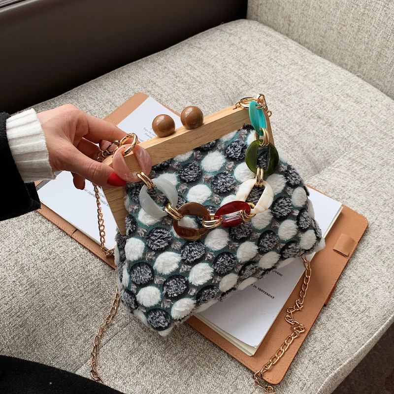 

Corduroy Women's Shoulder Bags Fashion Chain Handbag Wooden Clip Messenger Bag Color Matching Plush Crossbody Bagpurse
