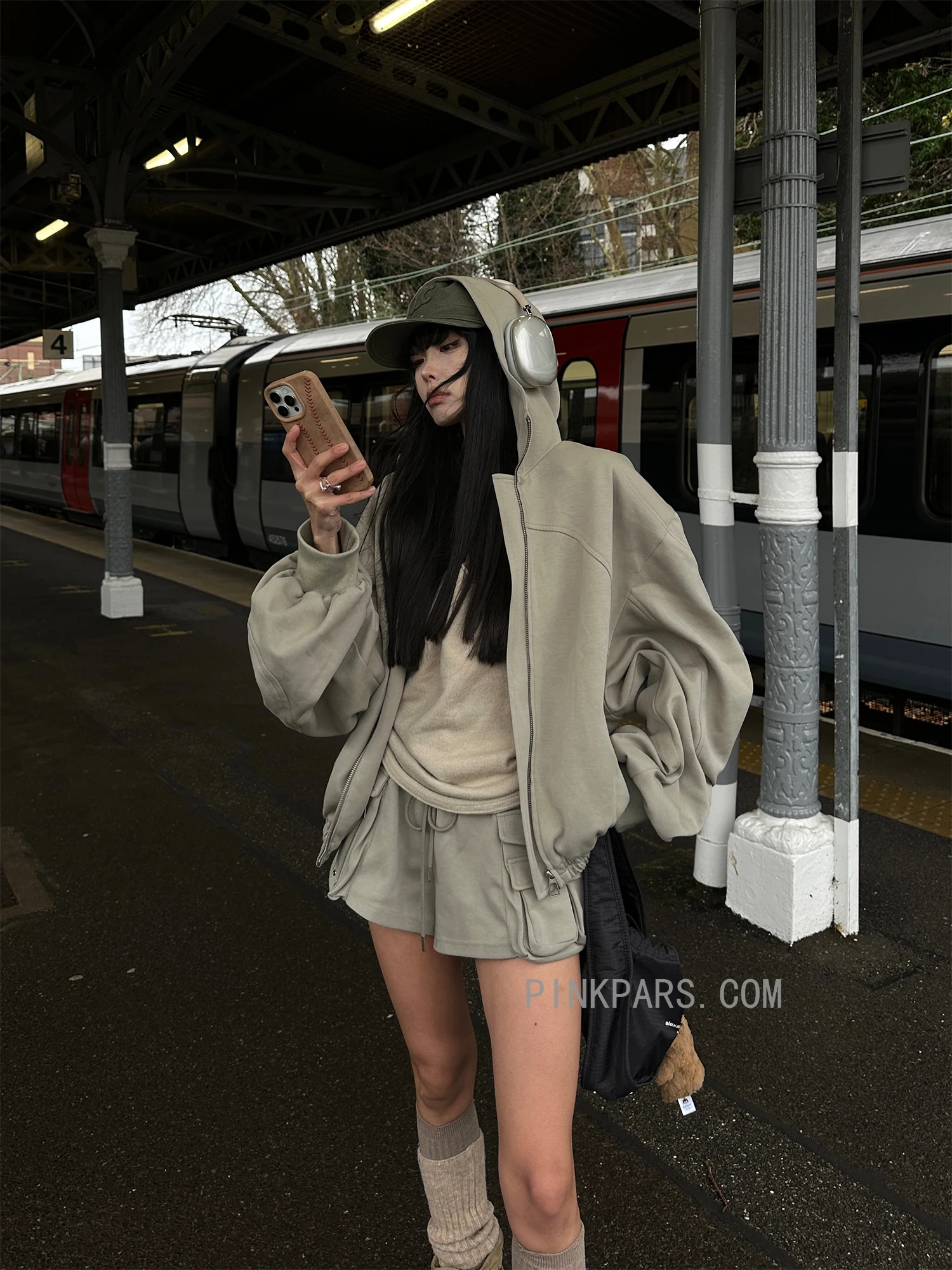 Женские шорты-карго цвета хаки Warden Edge свободный дизайн с высокой талией и 3D