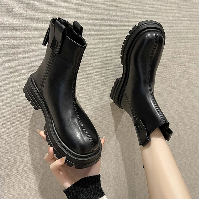 

Женские ботинки на плоской подошве, женская обувь на осень и зиму, обувь с круглым носком, сапоги на платформе и молнии, женские ботильоны в с...