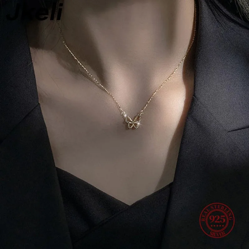 

Sweet 925 Sterling Silver Butterfly Necklace Shiny Zircon Pendant Ladies Elegant Clavicle Chain Wedding Jewelry Holiday Gift