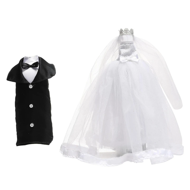 

Wine Bottle Cover Dress with Lace for Valentine's Day Celebrations