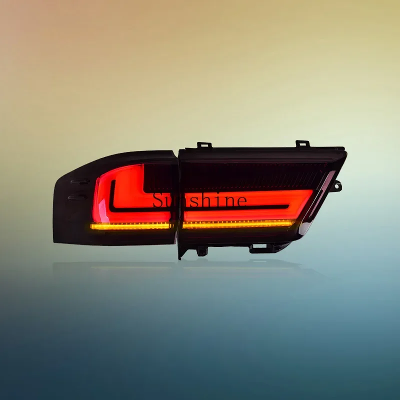 Специально для заднего фонаря LC300 в сборе 22-23 модифицированного светодиодного с