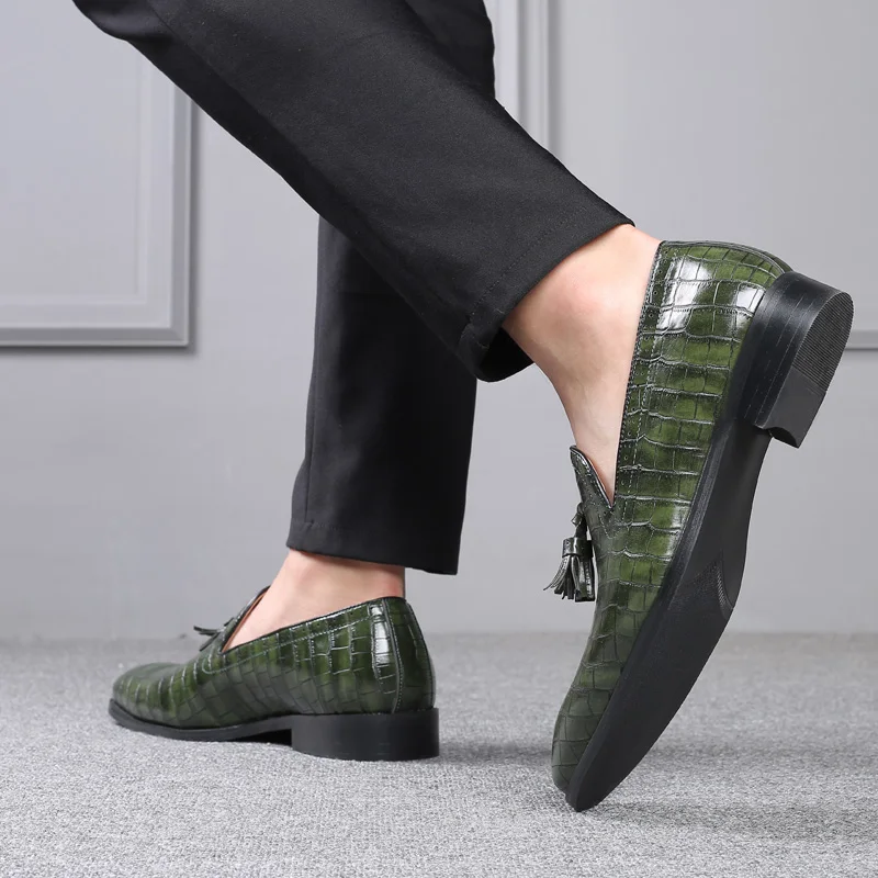 

Topvivi Men Dress Shoes 2022 Leather High Quality Formal Loafers Business Wedding Tassel Brogue Shoes Vintage Style Casual Shoes