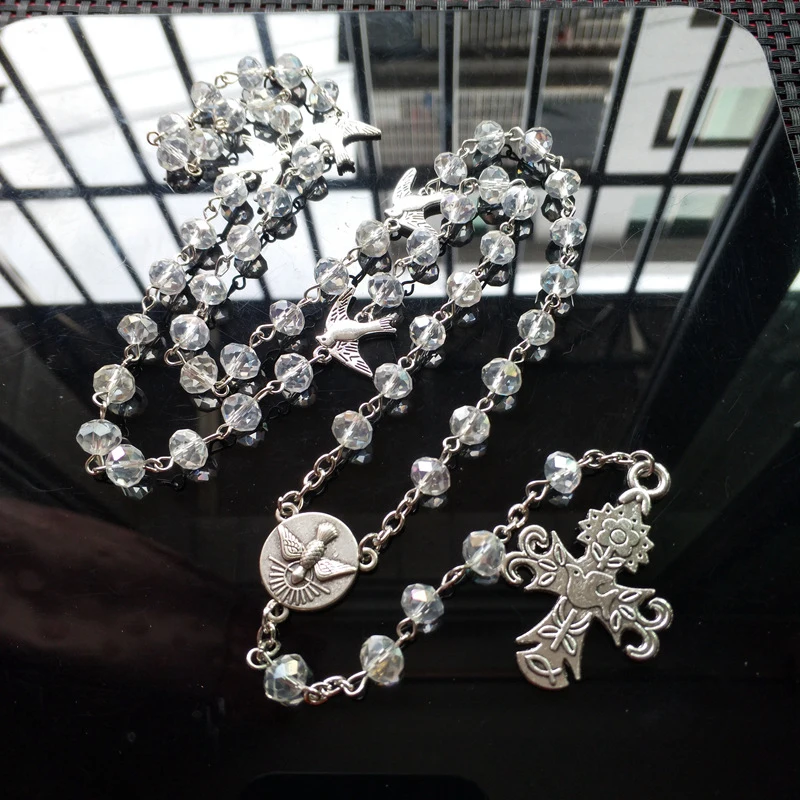 Цепочка с подвеской-крестом в виде голубьего Креста