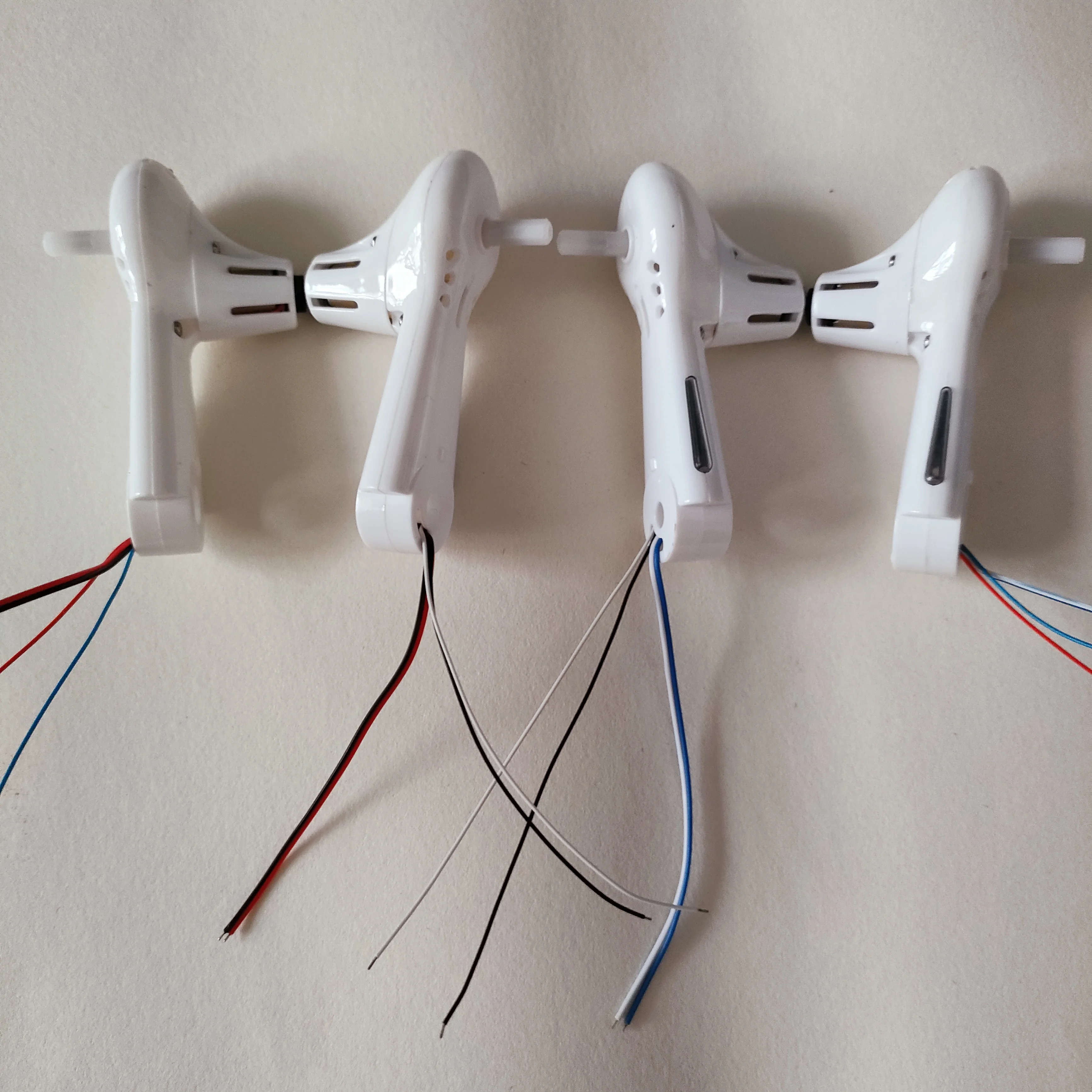 

Оригинальный складной Дрон Syma, запасные части, передний, задний, мотор A B, рычаг двигателя для Z3 RC квадрокоптера CW CCW, аксессуары AB Arm