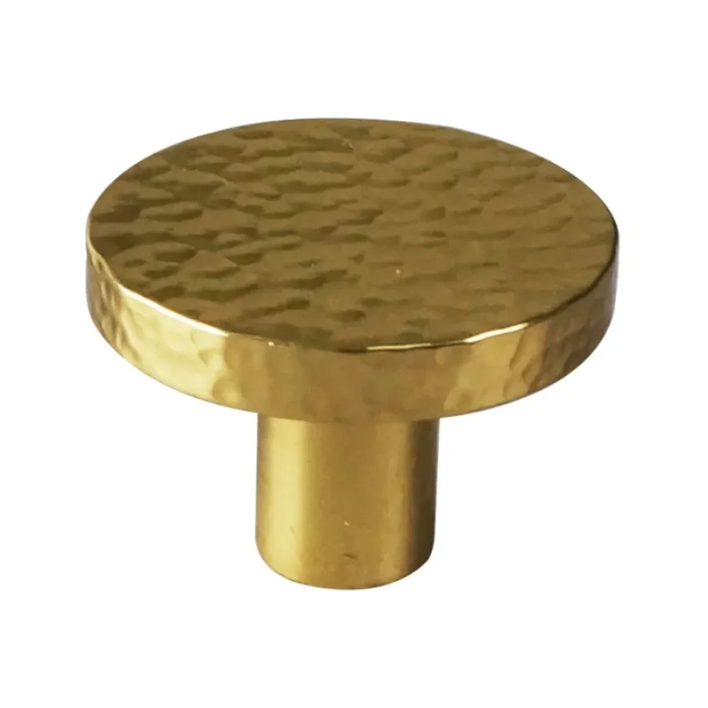 Латунные ручки для шкафа