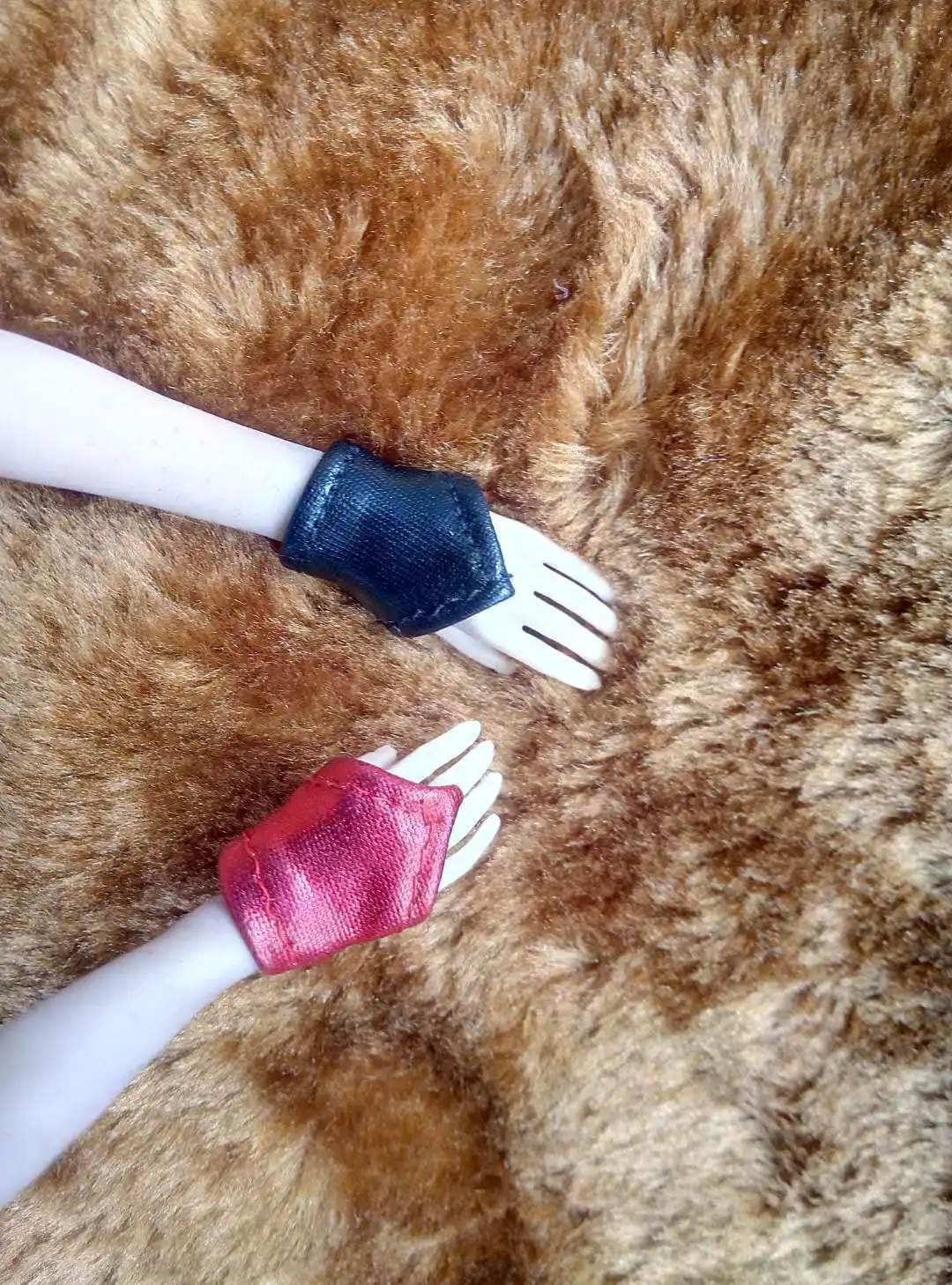 

[1 пара] на заказ 1: 6-й наручный рукав для 12-дюймовой женской куклы Phicen UD VERYCOOL HT