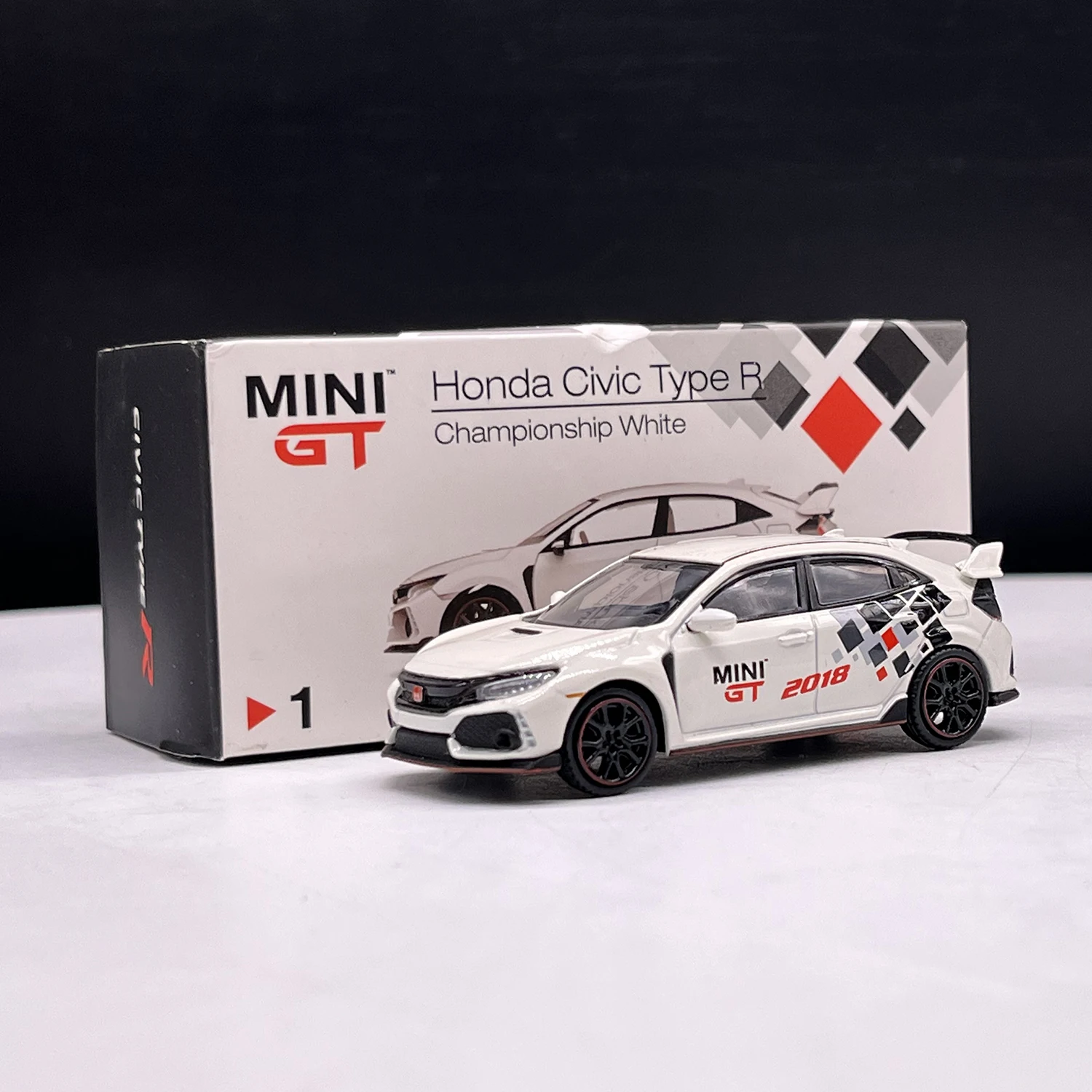 

Diecast 1/64 Scale Honda Civic TYPE R Show Limited Alloy Classic Car Model Collectible Toy Gift Souvenir Display Ornaments