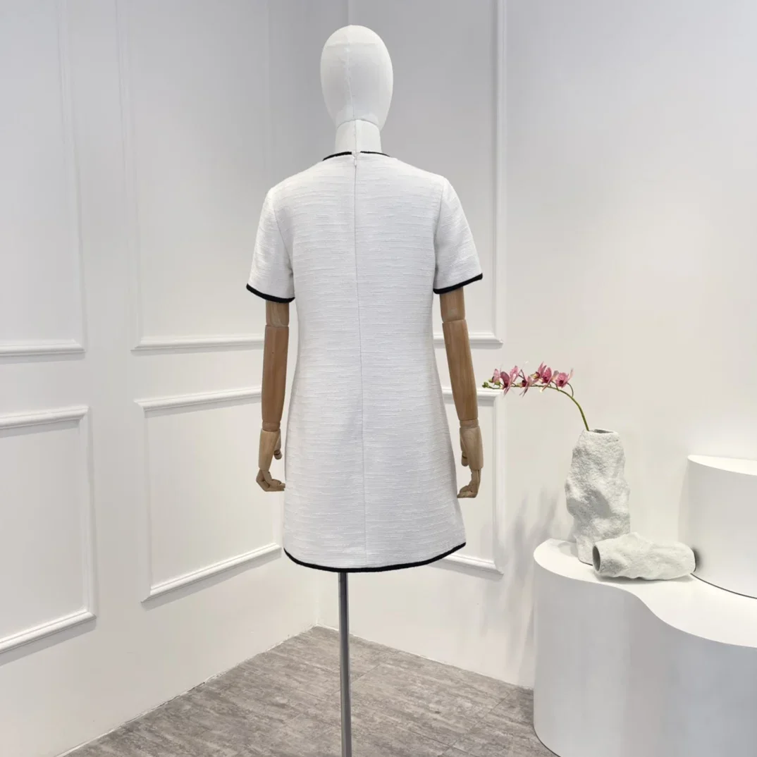 Рисунок 2 - Женское твидовое мини-платье