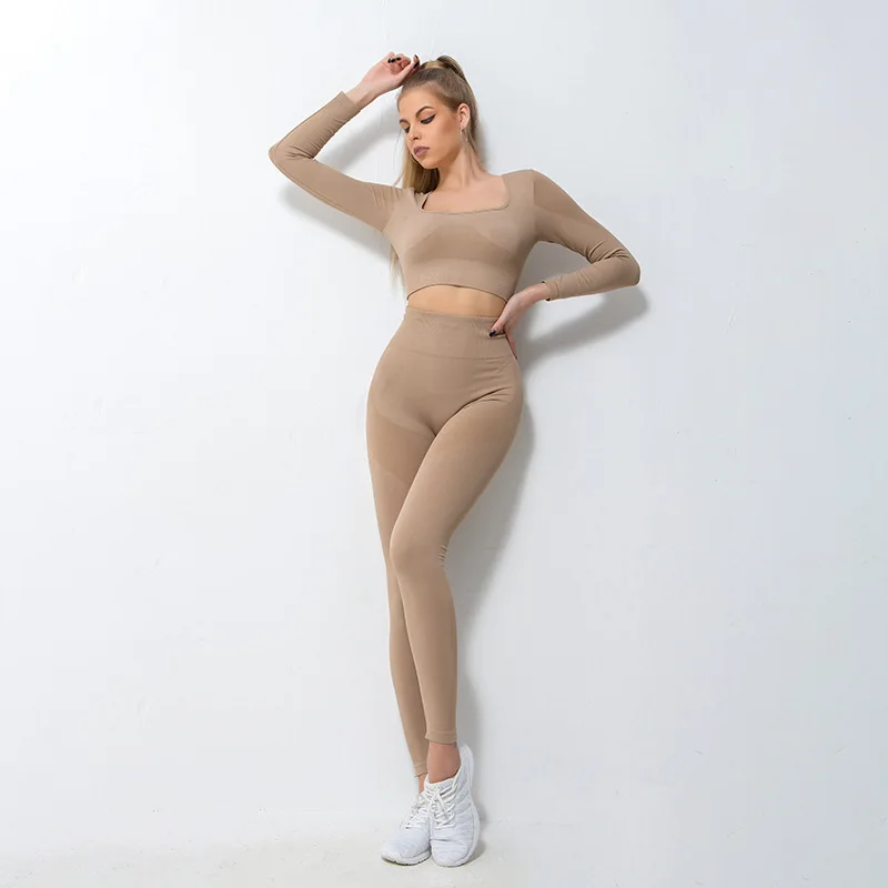 

3 Piece Seamless Sports Set Women Gym Wear Long Sleeve Yoga Wear Gym Workout High Waist Skinny Sweatpants Set