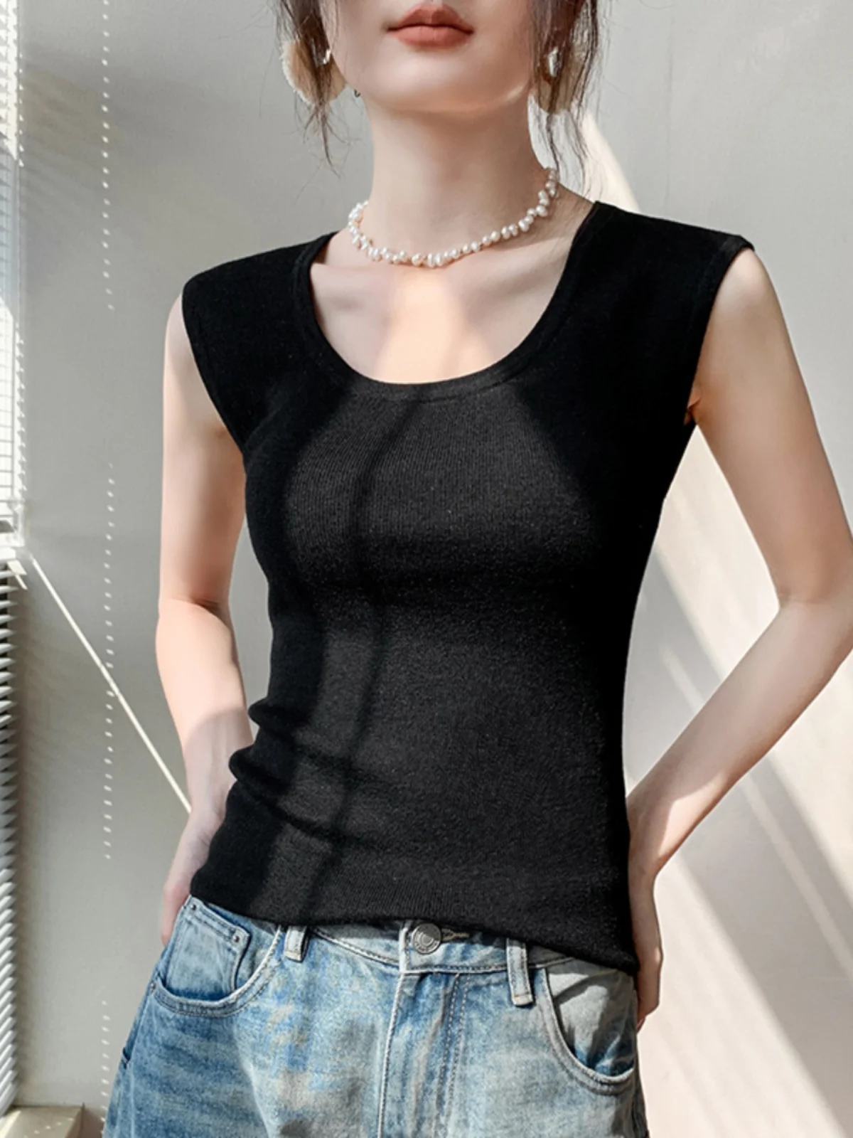 Привлекательная футболка с коротким рукавом и круглым вырезом Новинка лета 2024