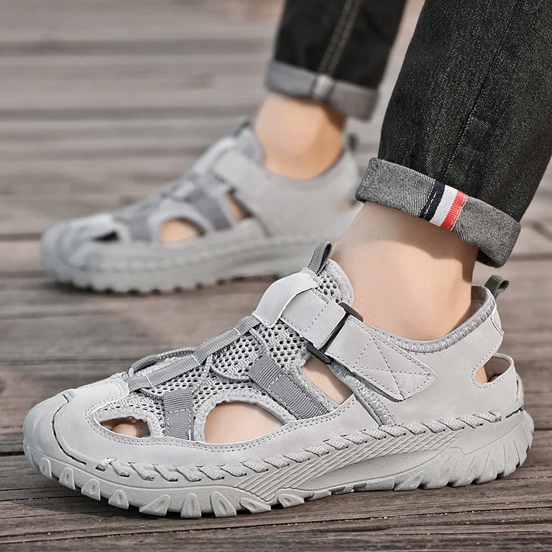 Summer Men Sandals Genuine Leather Mens Casual Shoes Outdoor for Beach Roman mens