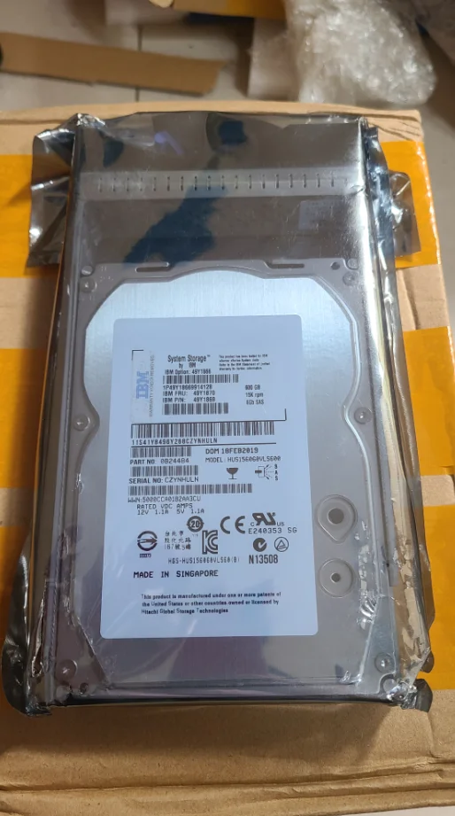 

Для нового жесткого диска IBM FRU 49Y1870 49Y1866 600G 15K SAS 3,5 DS3512