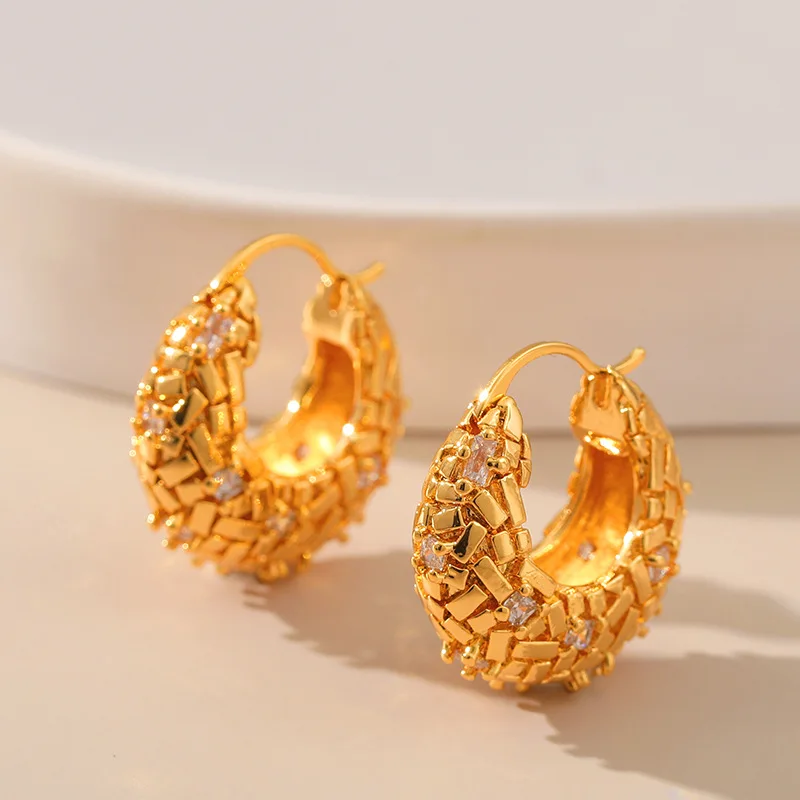 

Fashion Oval 18K Gold Plated Hoop Earrings For Women Shiny Zircon Meal Weave Earrings Jewelry