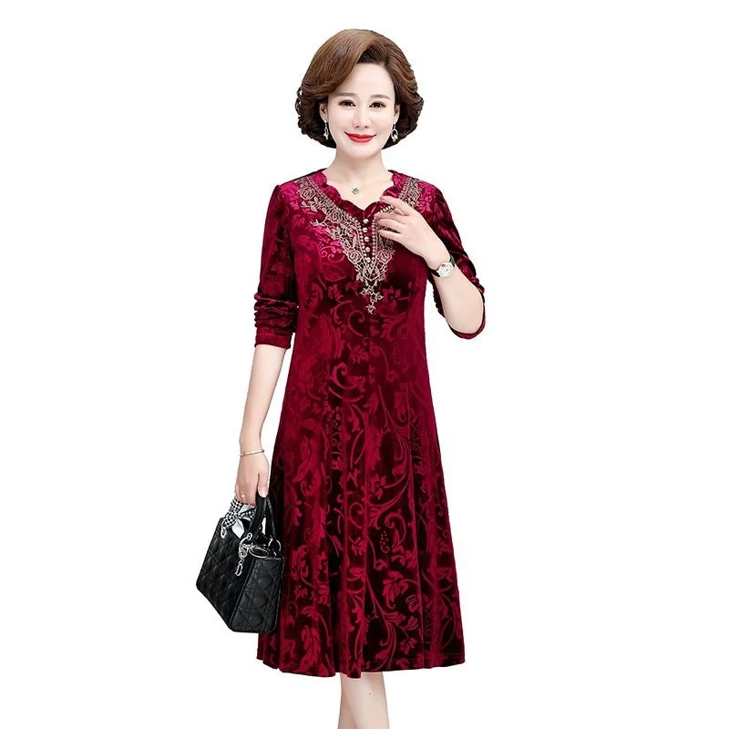 

Ladies Gold Velvet Dress 5XL Women Spring Autumn Long Sleeve Dress Middle Age Mom Elegant Western Style Cover Belly Temperament