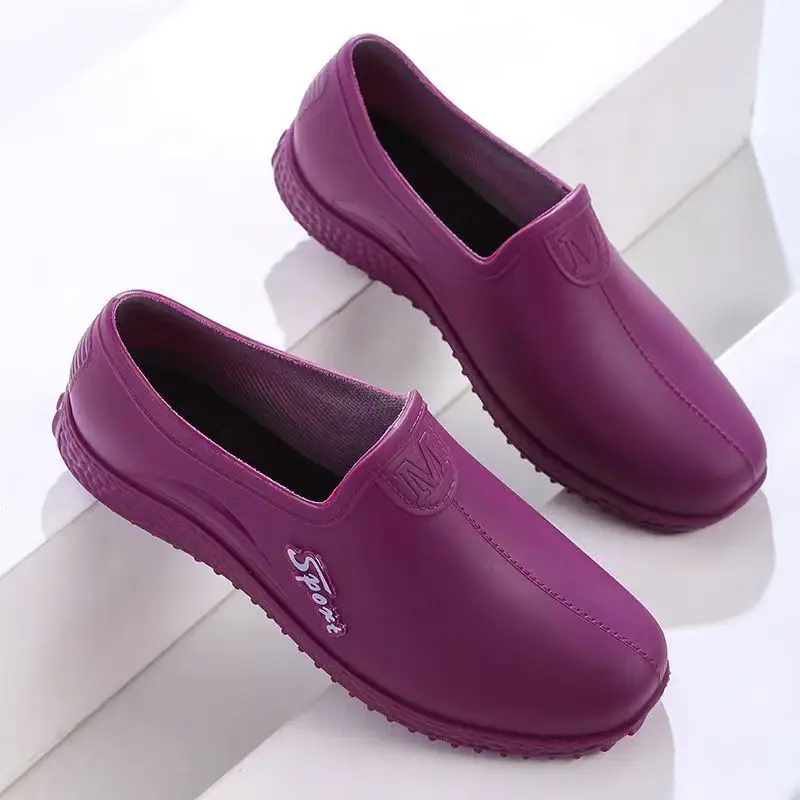 Женские туфли без шнуровки с низким верхом и мягкой нескользящей подошвой