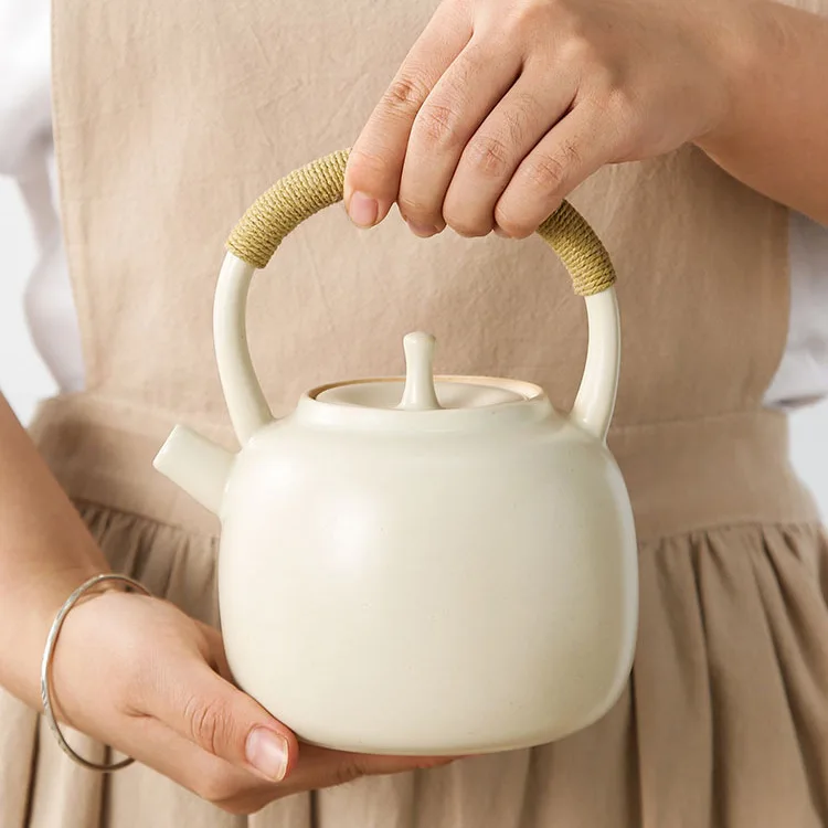 

Soda glaze health preserving manual white clay lifting beam pot ceramic water boiling tea pot ceramic clay pot