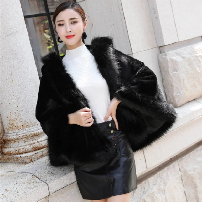 2022 New Design Fur Cape White Cloak Faux Fox Imitation Mink Coat Outerwear Thickening Scarf 5.