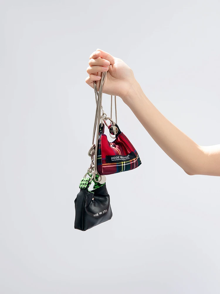 Ladies Messenger Bag Canvas New Retro Niche Plaid Mini Earphone Bag Messenger Chain Modeling Bag Small Portable Youthful Vitalit