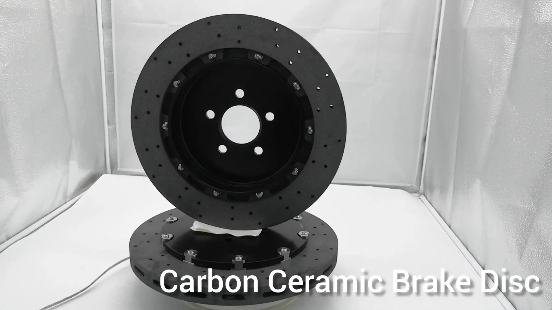 

High Premium Auto Parts Carbon Ceramic Brake Disc Rotor for Mustang