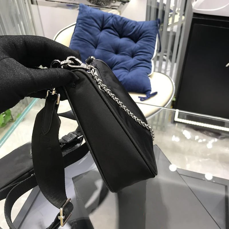 

women shoulder bag chain belt bag