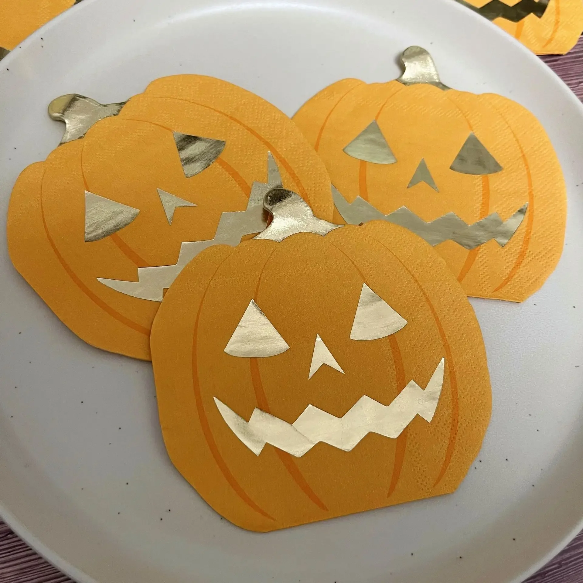 

Одноразовые салфетки GUANYAO Хэллоуин тыква 20 шт.