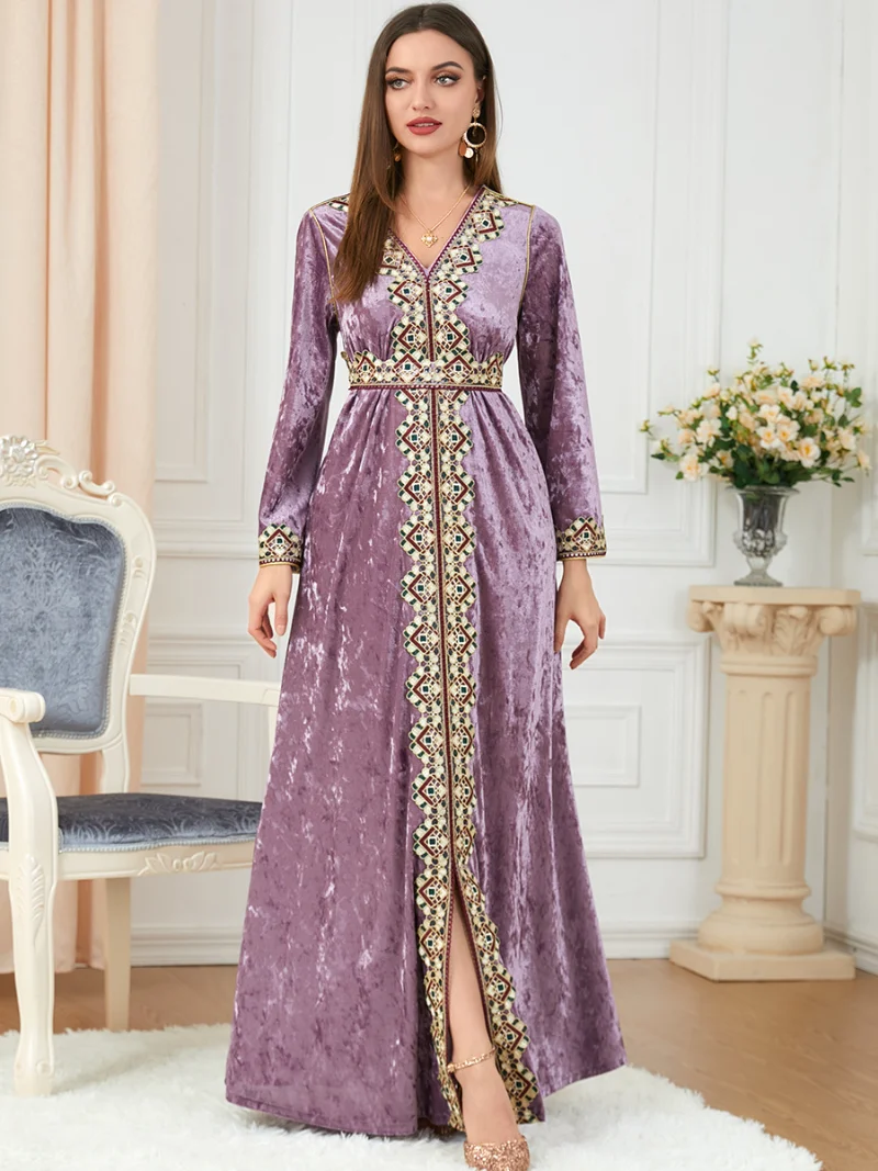 Muslim Abaya Dress Dubai Floral Embroidery Belted Turkey Moroccan Caftan Luxury Velvet Robe Women's Dresses Free Shipping